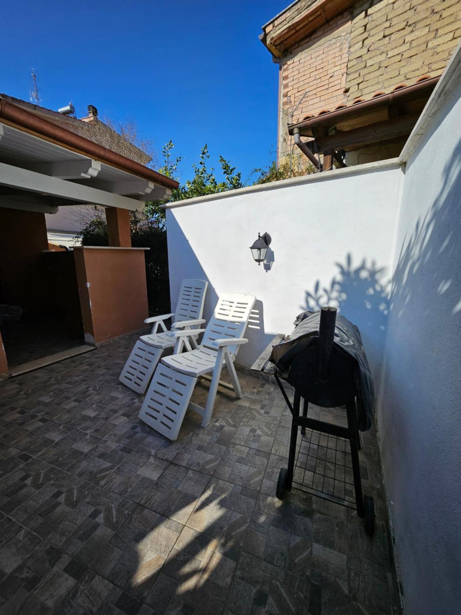 Casa Vacanze Dragona 15 Min Fco 10 Min Ostia Acilia Εξωτερικό φωτογραφία