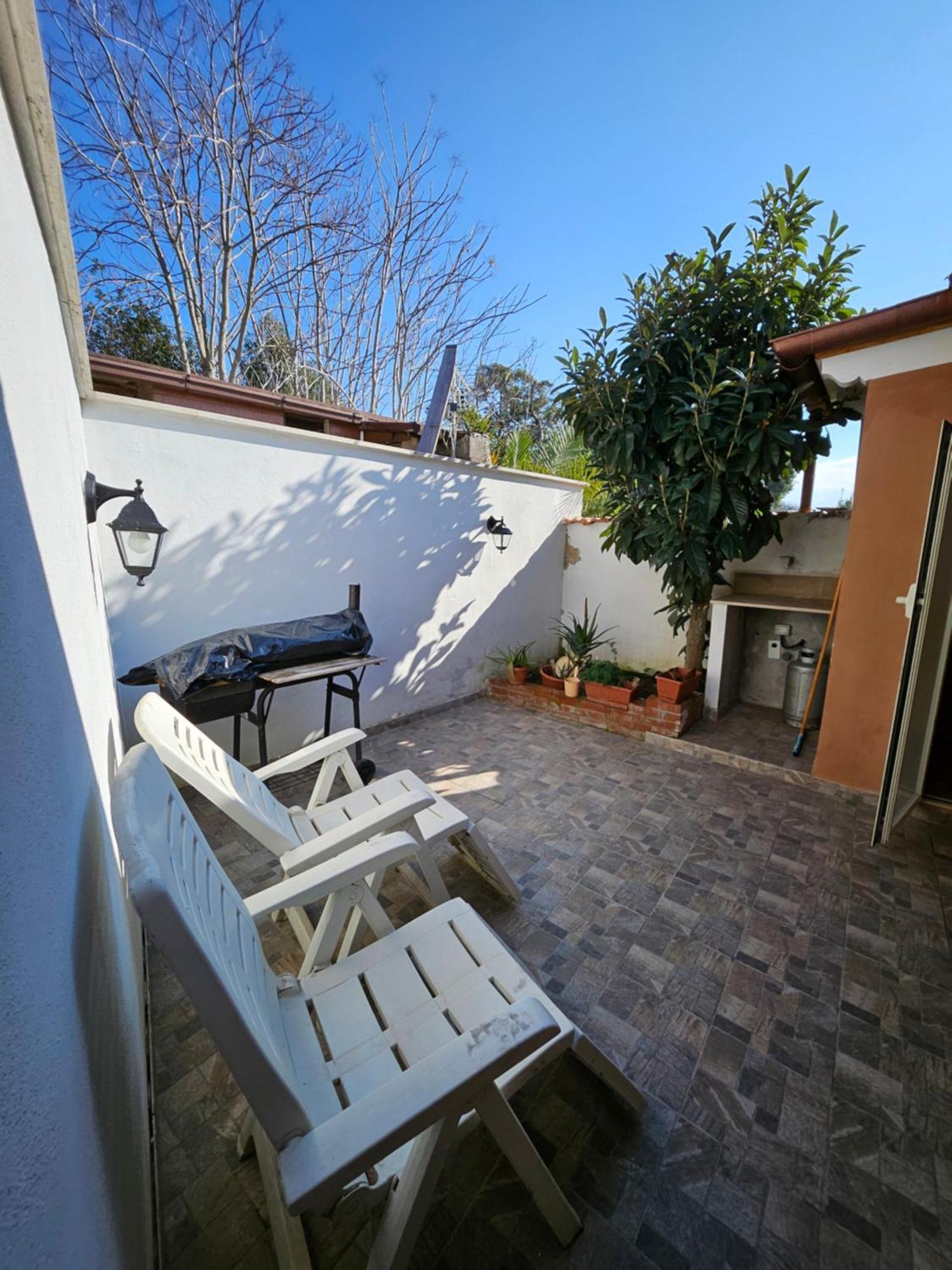 Casa Vacanze Dragona 15 Min Fco 10 Min Ostia Acilia Δωμάτιο φωτογραφία